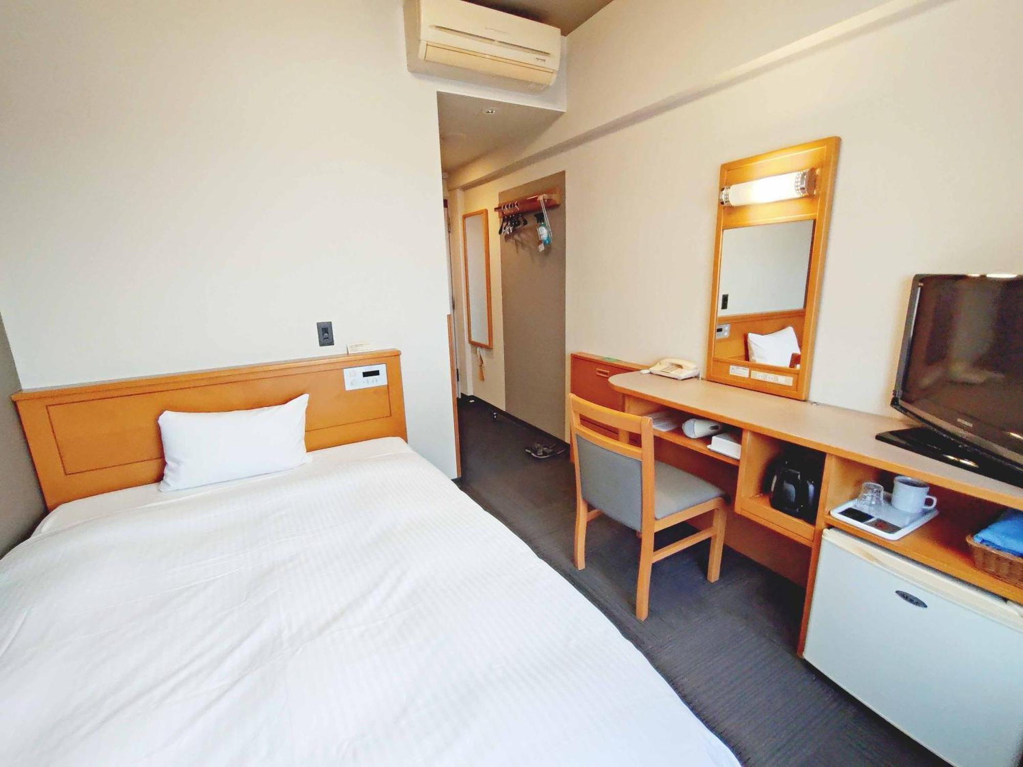 Hotel Route-Inn Toyokawa Inter Dış mekan fotoğraf