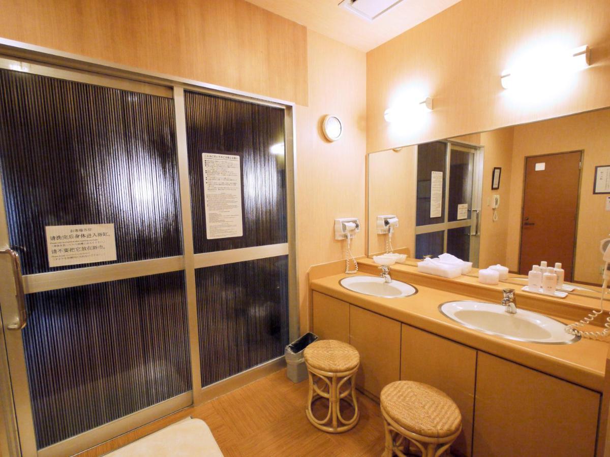 Hotel Route-Inn Toyokawa Inter Dış mekan fotoğraf